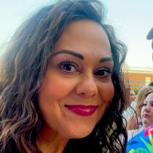 Meet your Posher, Valerie